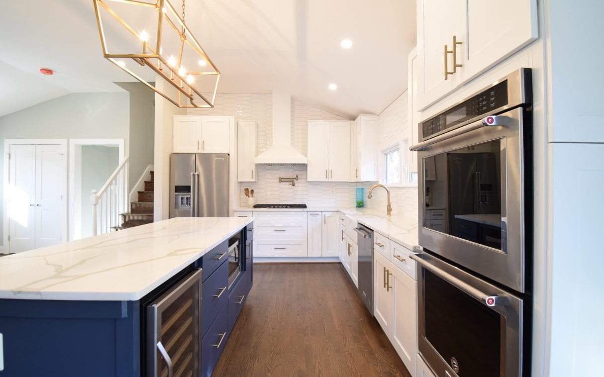 winchester-house-kitchen-irby-homes-llc-img~45f169bb0cde9515_14-1301-1-1d87f7c